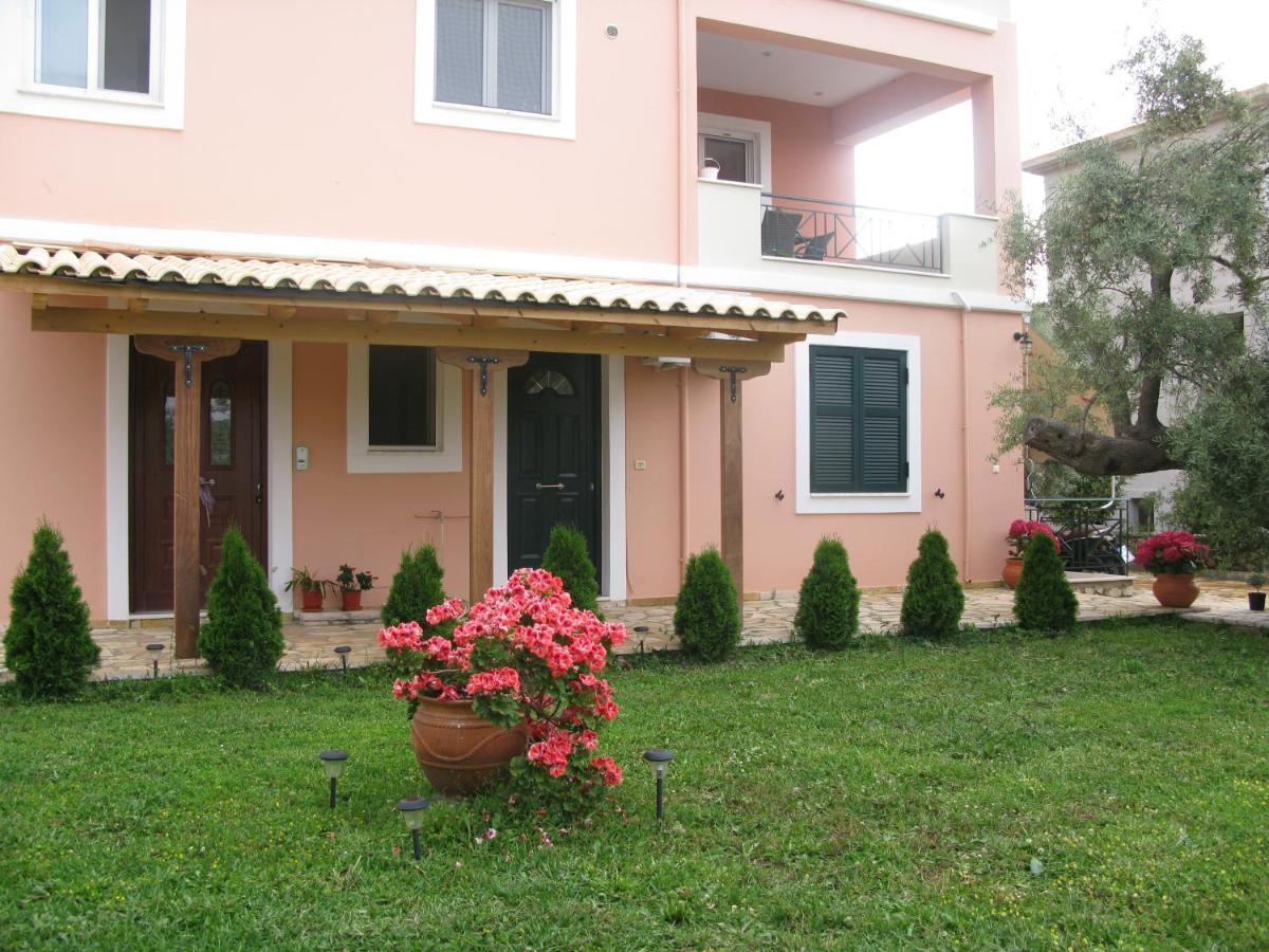 Esperia Apartment Tsoukaladhes