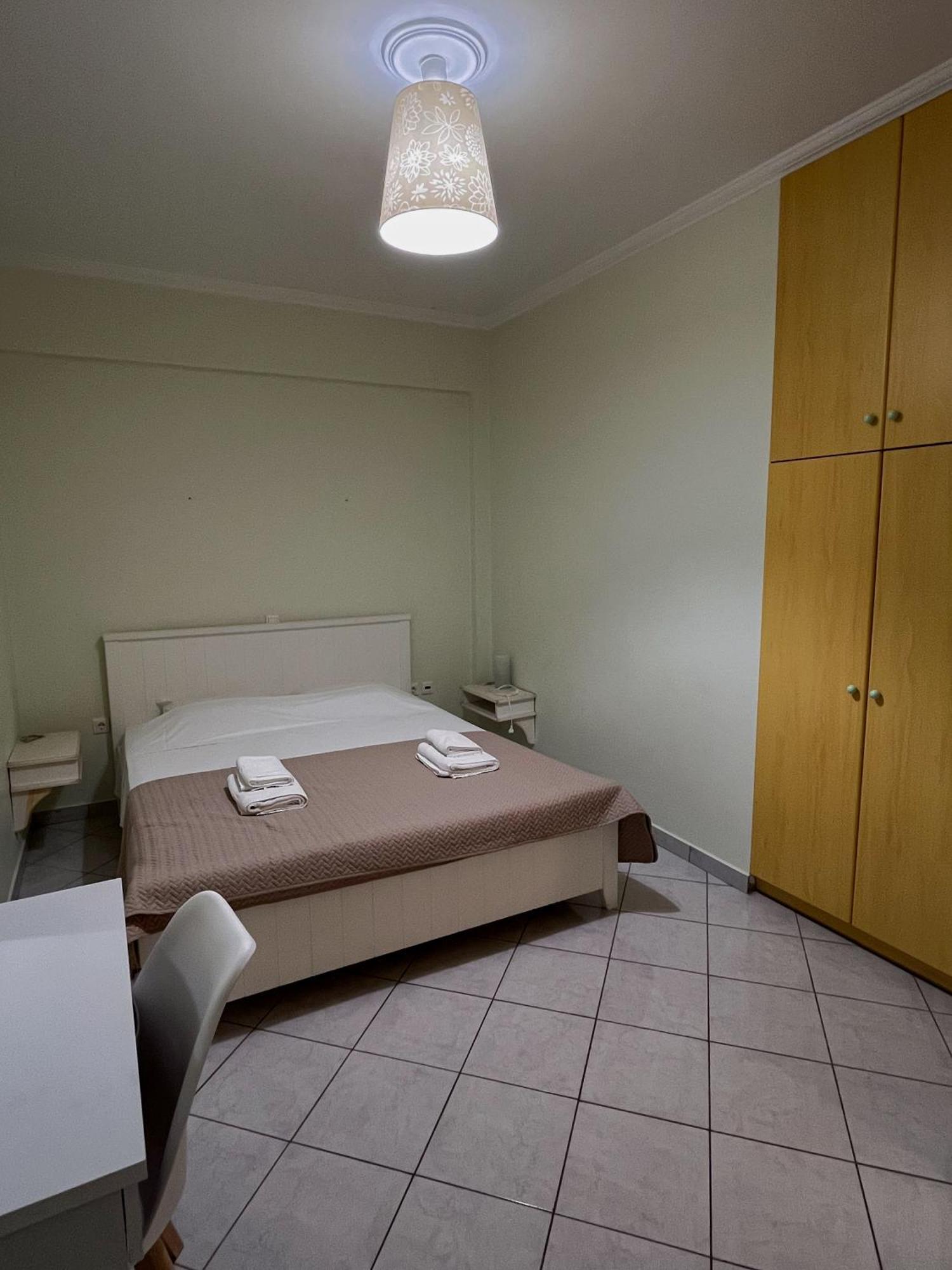 Esperia Apartment Tsoukaladhes